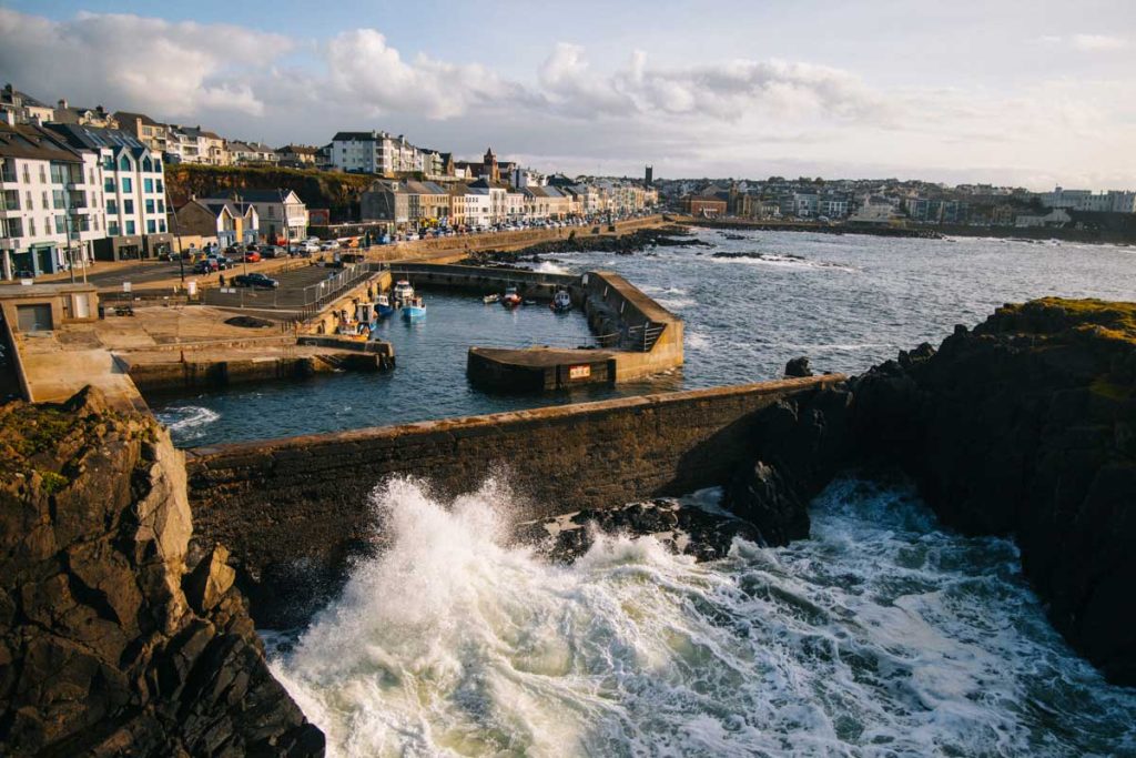 Ravitaillement et hébergement le long du sentier de The Causeway Coast Way. crédit photo : Clara Ferrand - blog Wildroad