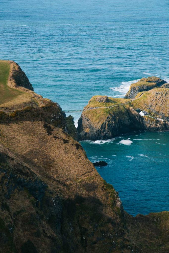 Visite ile pont suspendu de Carrick a rede. crédit photo : clara Ferrand- blog Wildroad