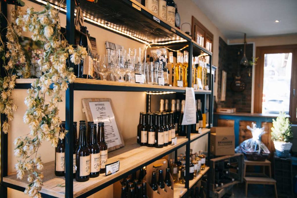 La brasserie artisanale de l'Aubrée à Selonnet. crédit photo : Clara Ferrand - blog Wildroad