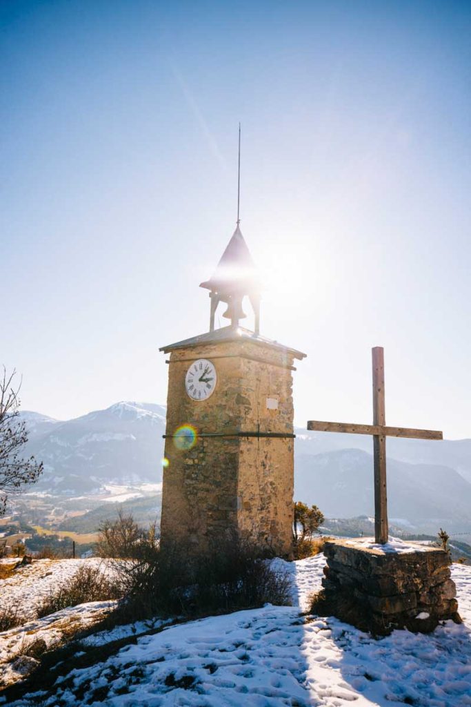 Visiter La Chapelle de la Salette autour de Montclar. crédit photo : Clara Ferrand - blog Wildroad