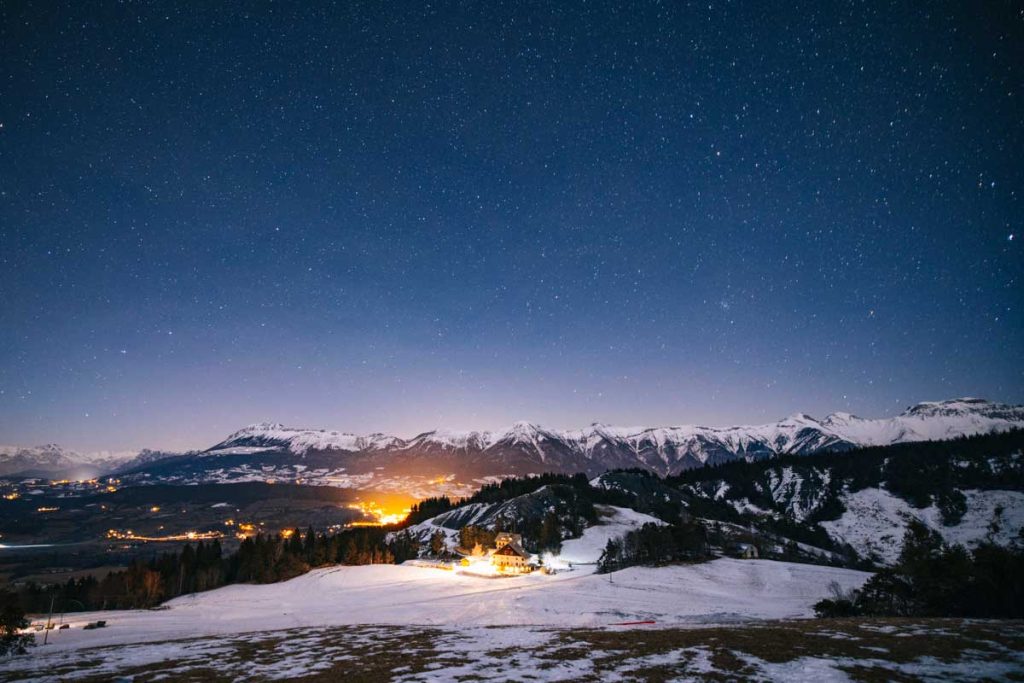 Une soirée randonnée tartiflette avec l'auberge du Fanget. crédit photo : Clara Ferrand - blog Wildroad
