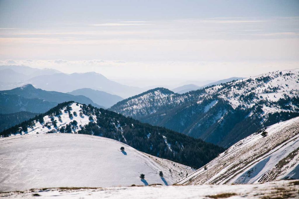 Le massif des Mondes dans les Alpes du sud. crédit photo : Clara Ferrand - blog Wildroad