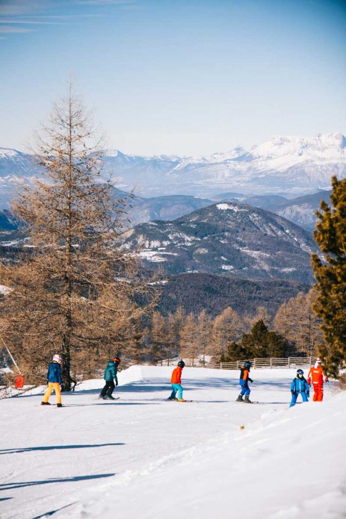 La station de ski de Montclar les 2 Vallées dans les Alpes du Sud. crédit photo : Clara Ferrand - blog Wildroad