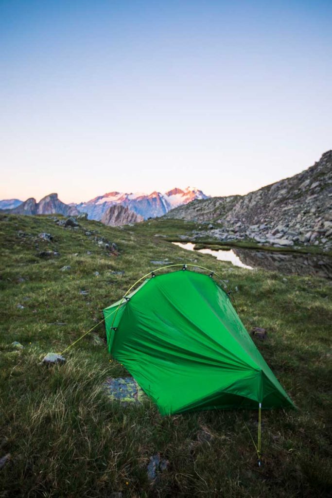 Bivouac dans le massif des Cerces entre la Savoie et les Hautes-Alpes. crédit photo : Clara Ferrand - blog Wildroad