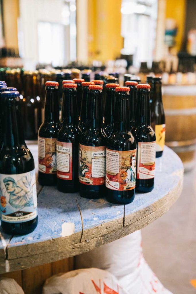 Brasserie artisanal dans l'atelier des Capucin. crédit photo : Clara Ferrand - blog Wildroad 