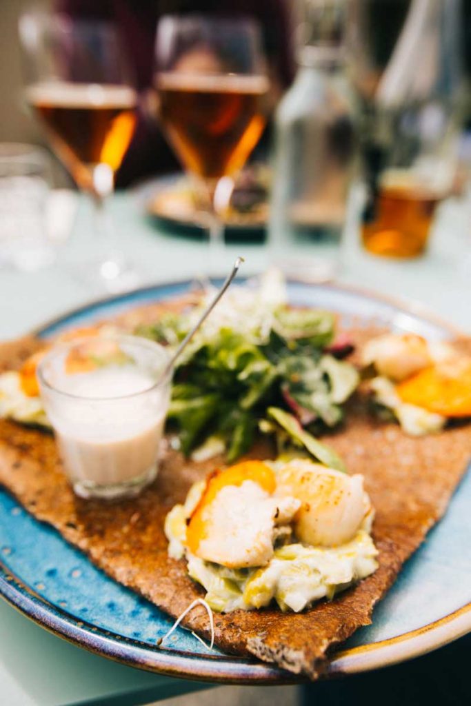 Le restaurant de la crête Dantel à la pointe Saint-Mathieu. crédit photo : Clara Ferrand - blog Wildroad