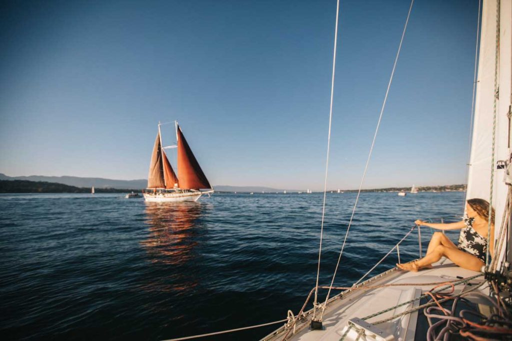 Faire une croisière privée en voilier sur le lac Léman. crédit photo : Clara Ferrand - blog Wildroad