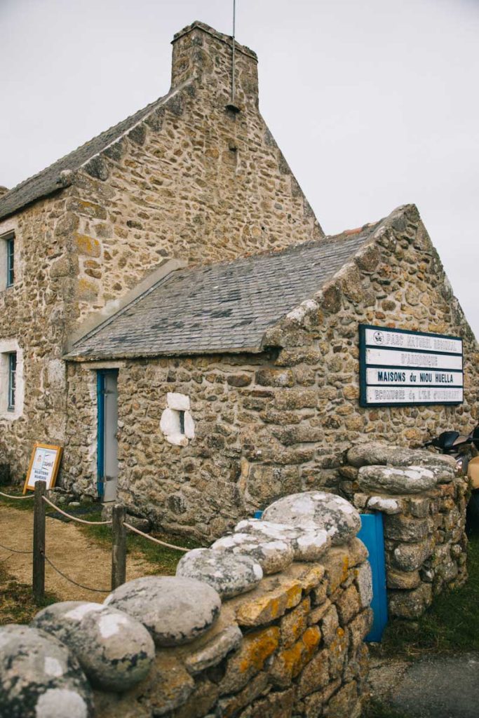 Visiter l'écomusée Niou Huella en Armorique sur l'île d'Ouessant. crédit photo : Clara Ferrand - blog Wildroad