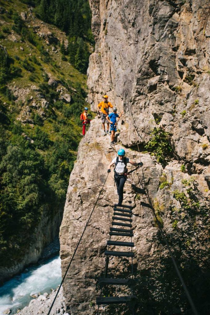 Découverte de la Via ferrât de Saint-Christophe-en-Oisans en Oisans. crédit photo : Clara Ferrand - blog Wildroad