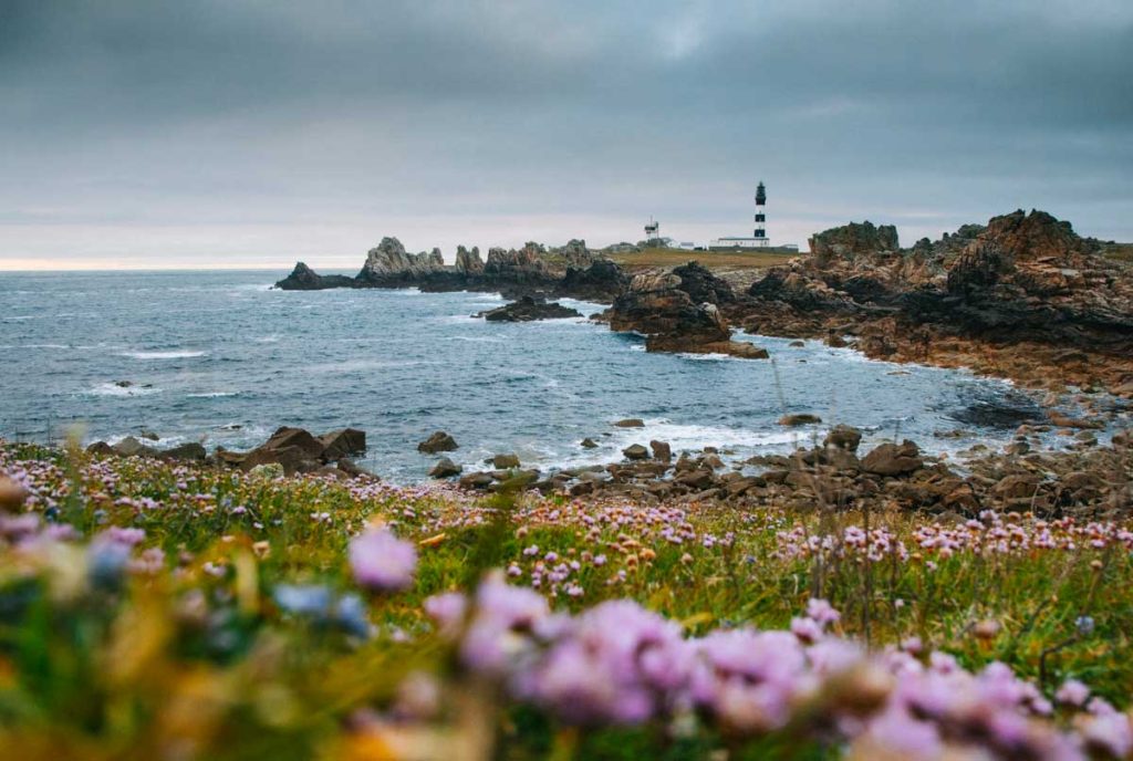 Visiter l'île d'Ouessant et le phare le plus puissant du monde, le phare du Créac'h. crédit photo : Clara Ferrand - blog Wildroad 
