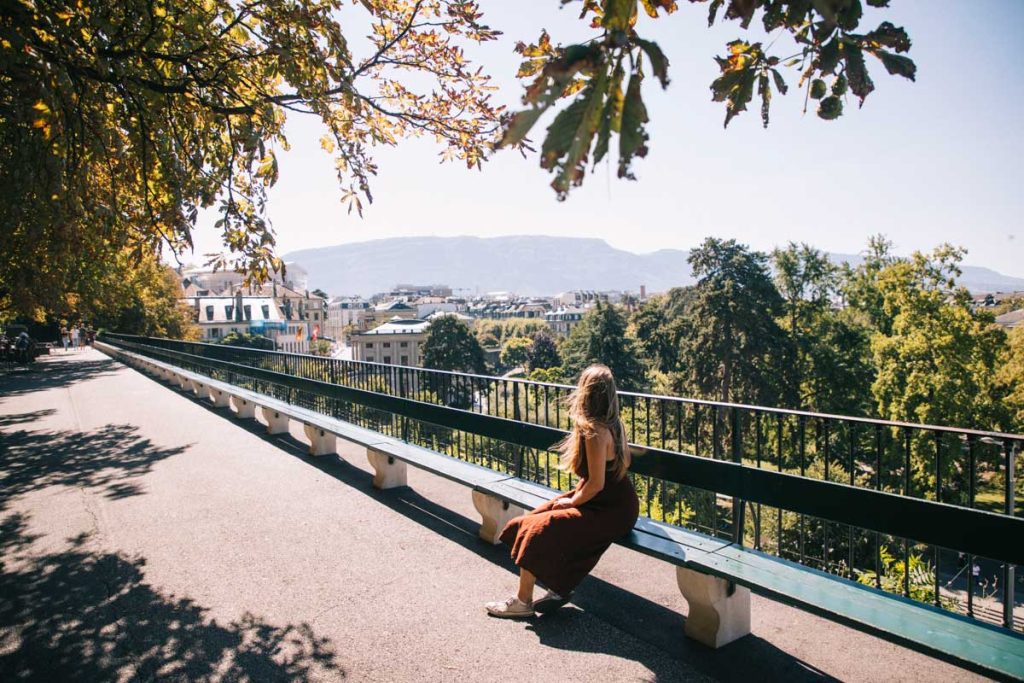 La promenade de la treille eet son banc le plus long du monde. crédit photo : Clara Ferrand - blog Wildroad