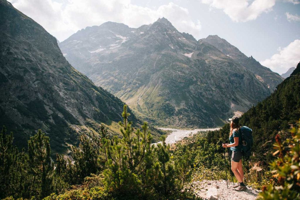 Que faire comme belles randonnée dans les Écrins. crédit photo : Clara Ferran d- blog Wildroad