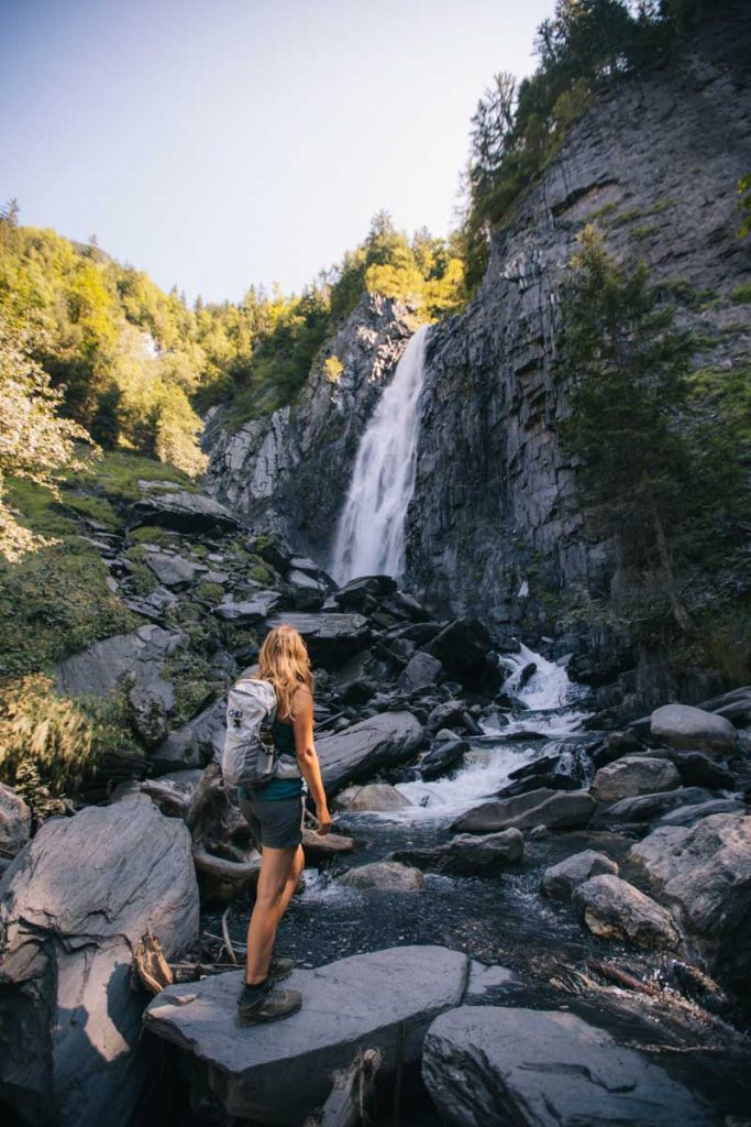 Randonnée à la cascade de la Muzelle en Isére. crédit photo : Clara Ferrand - blog Wildroad