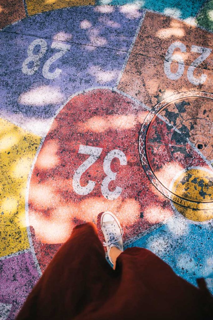 Les rues colorées de la ville de Carouge. crédit photo : Clara Ferrand -blog Wildroad