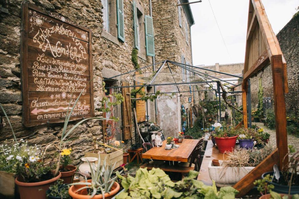 Visiter la rue pittoresque de Saint-Malo à Brest. crédit photo : Clara Ferrand - blog Wildroad 