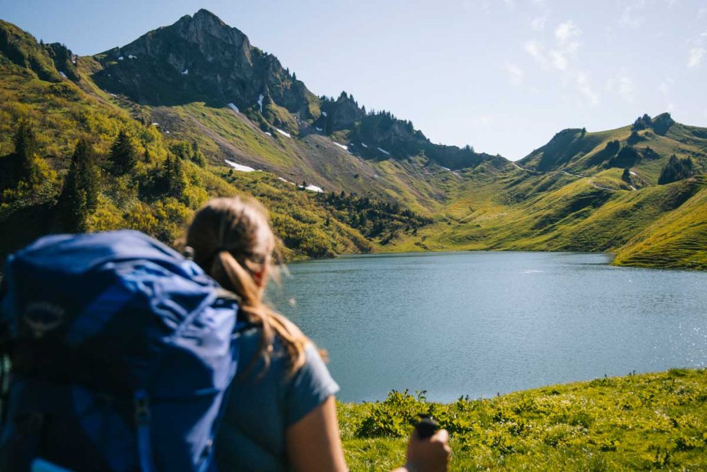 Le tour du lac de Lessy en 2 jours : un itinéraire randonnée bivouac en Haute-Savoie. crédit photo : Clara Ferrand - blog Wildroad 