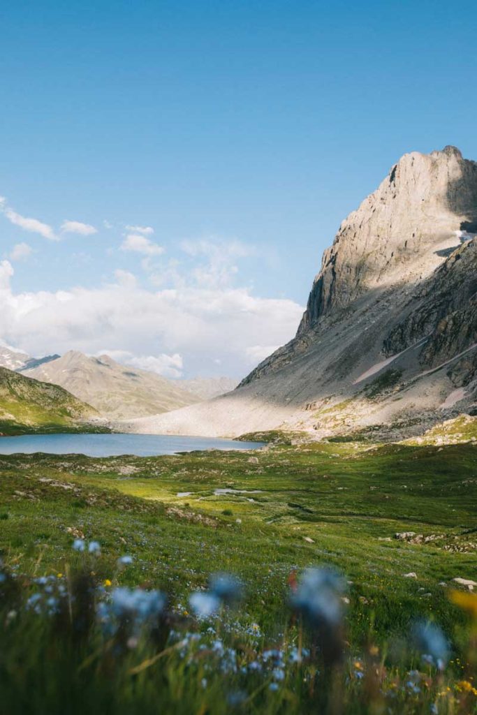 Tour du massif des Cerces en été. crédit photo : Clara Ferrand - blog Wildroad