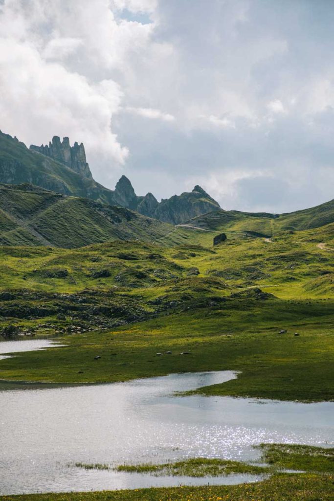 Camp Rochilles dangle massif des Cerces. crédit photo : Clara Ferrand - blog Wildroad