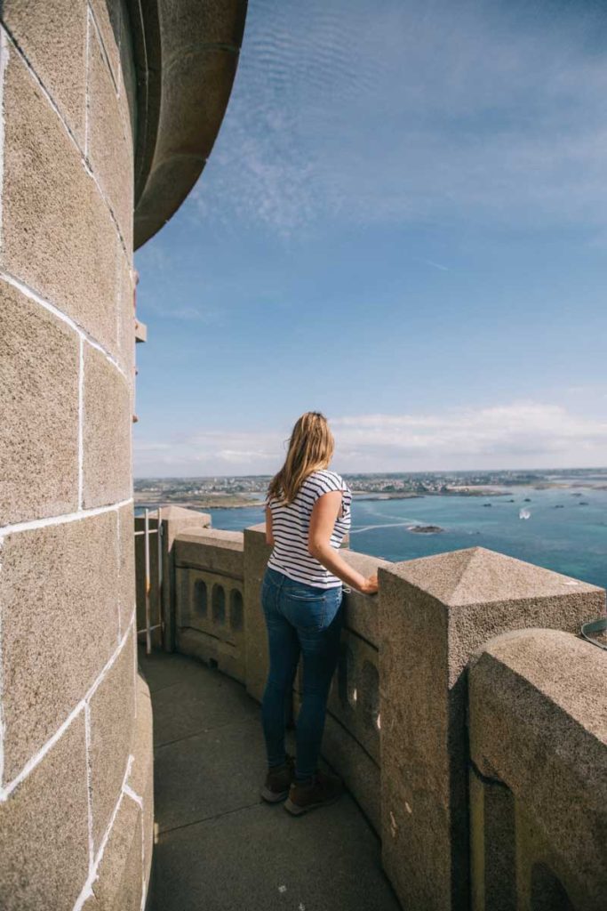 Le panorama au sommet du phare de l'île vierge, le plus grand phare de France et d'Europe. crédit photo : Clara Ferrand - blog Wildroad