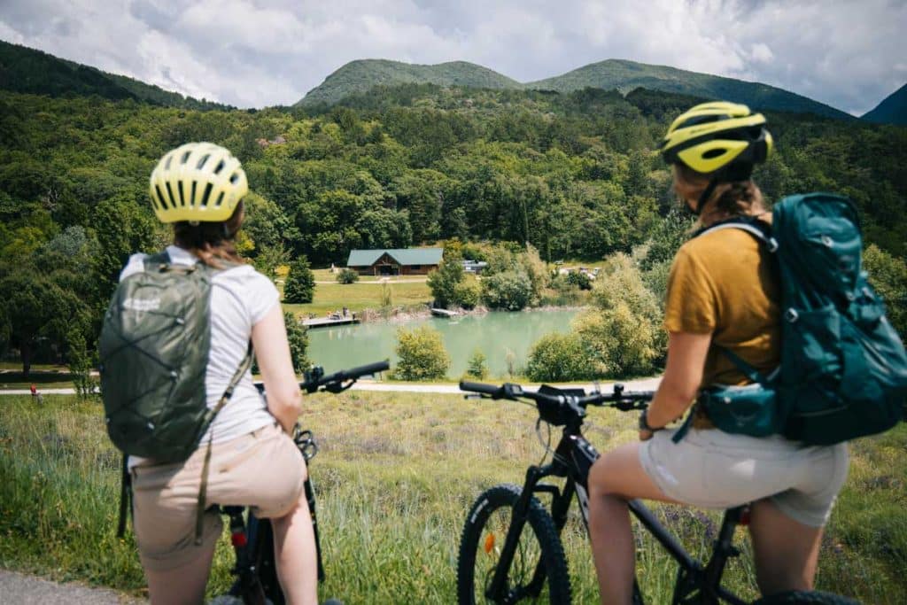 La location de VTT a assistance électrique lors d'un week-end. crédit photo : Clara Ferrand - blog Wildroad