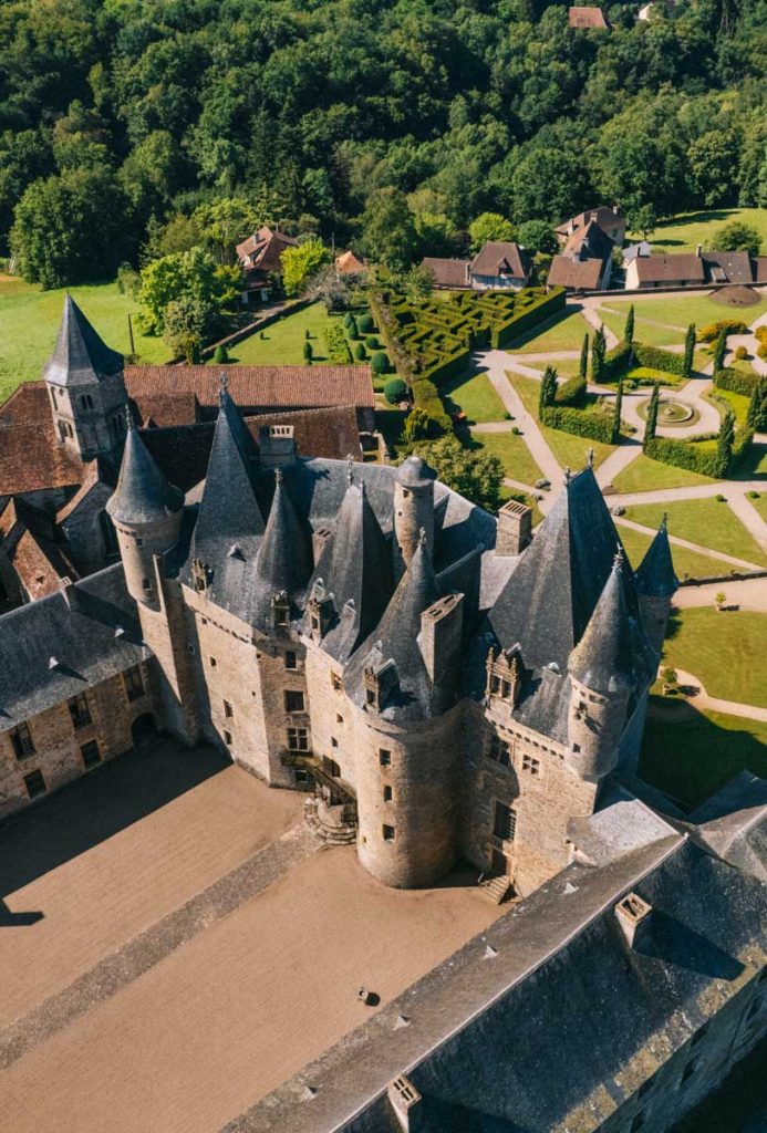 Le chateau de Jumilhac et ses jardin une visite incontournable du Périgord Vert. crédi tphoto : Clara Ferrand- blog Wildroad