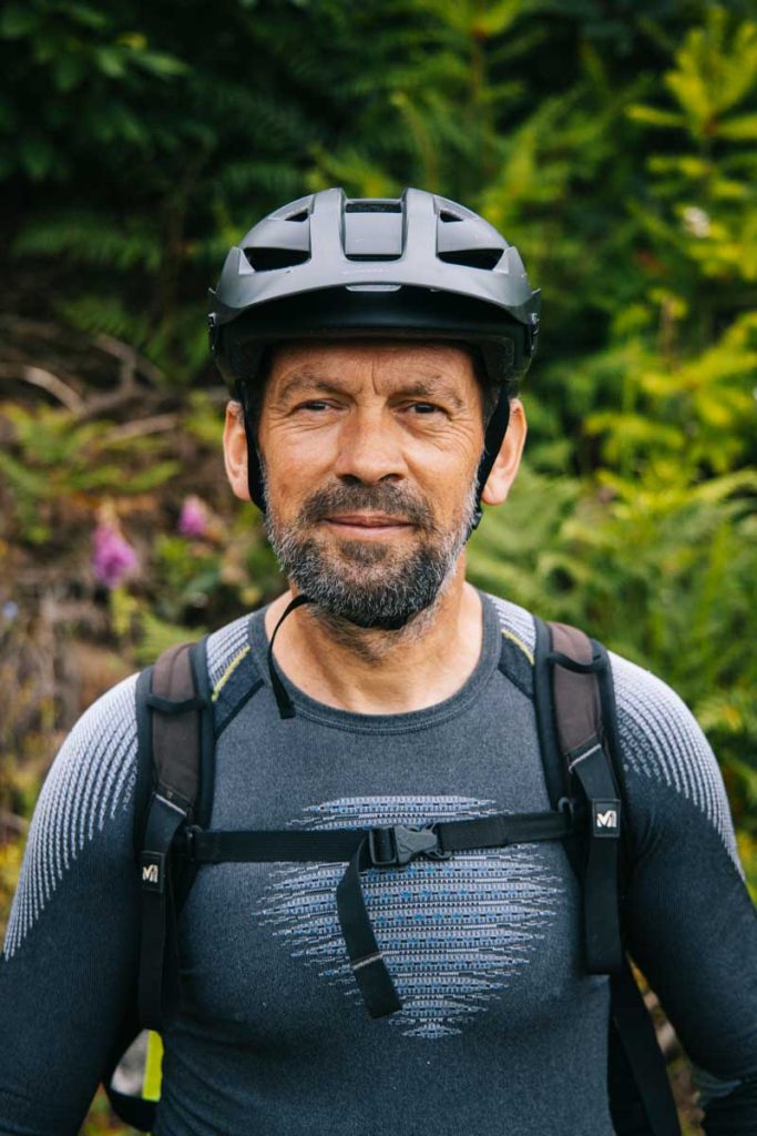 Christophe, guide VTTAE chez NaturOtrement en Dordogne. crédit photo : Clara FERRAND - blog Wildroad