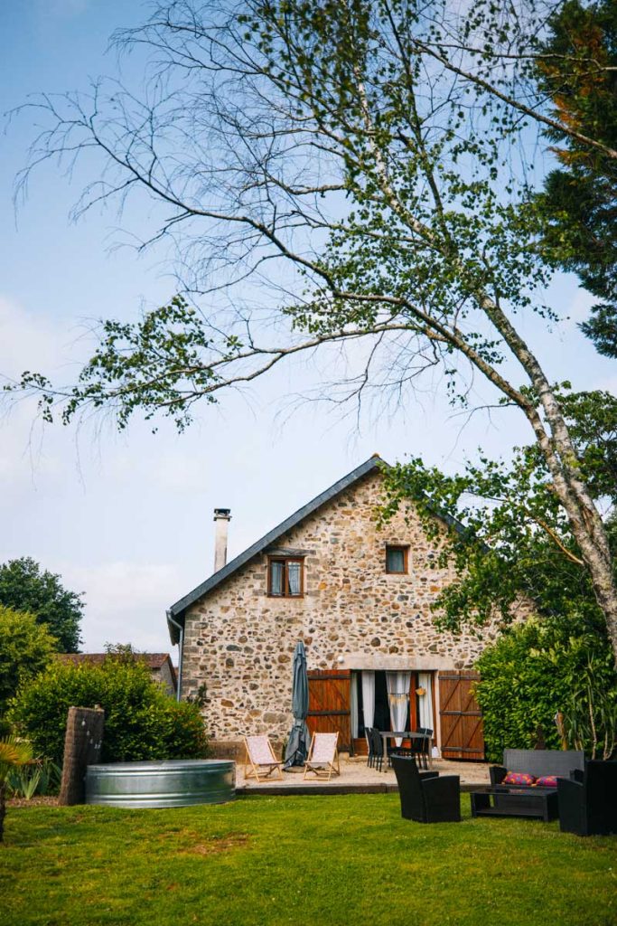 Hébergement dans un gîte au domaine de la Béchadie. crédit photo : Clara Ferrand - blog Wildroad