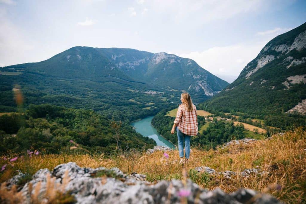 Belvédère du Léaz du pays de Gex avec la vue sur le Rhône. crédit photo : Clara FERRAND - blog Wildroad