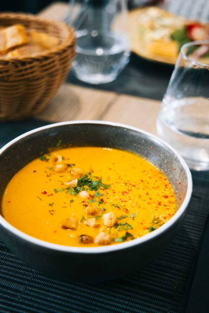 Le restaurant du Patriarche à Ferney-Voltaire. crédit photo : Clara FERRAND - blog Wildroad