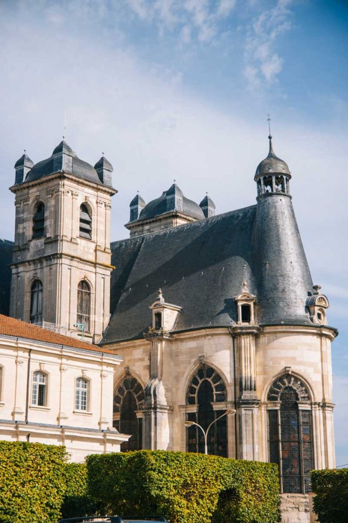 L'église de l'abbatiale où sont cachées les oeuvres originales de Ligier Richier. Credit photo : Clara Ferrand - blog Wildroad