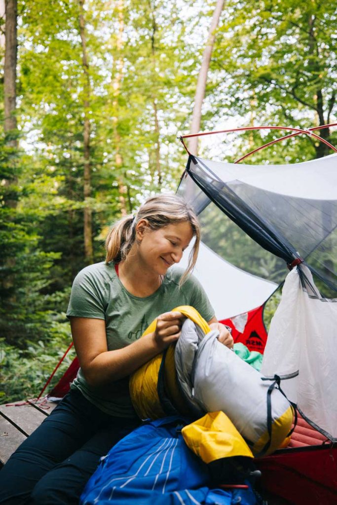 La matériel de bivouac à prévoir pour une randonnée itinérante dans les vosges du Nord. crédit photo : Clara Ferrand - blog Wildroad