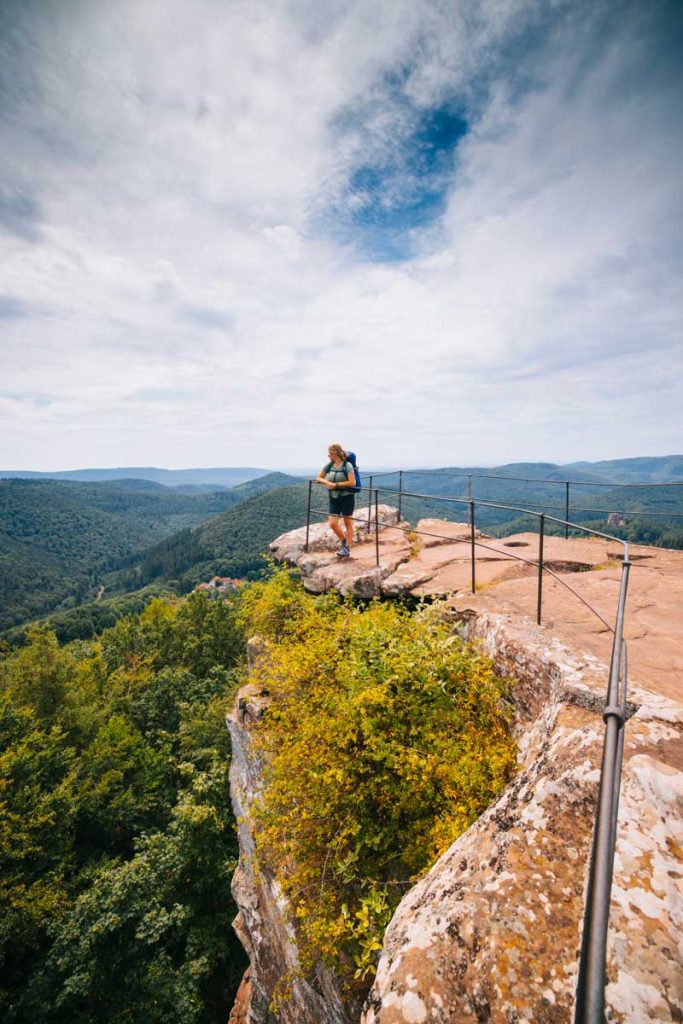 Point de vue sur le palatinat et la vallee de la Sauer depuis de chateau de Loewenstein. crédit photo : Clara Ferrand - blog Wildroad