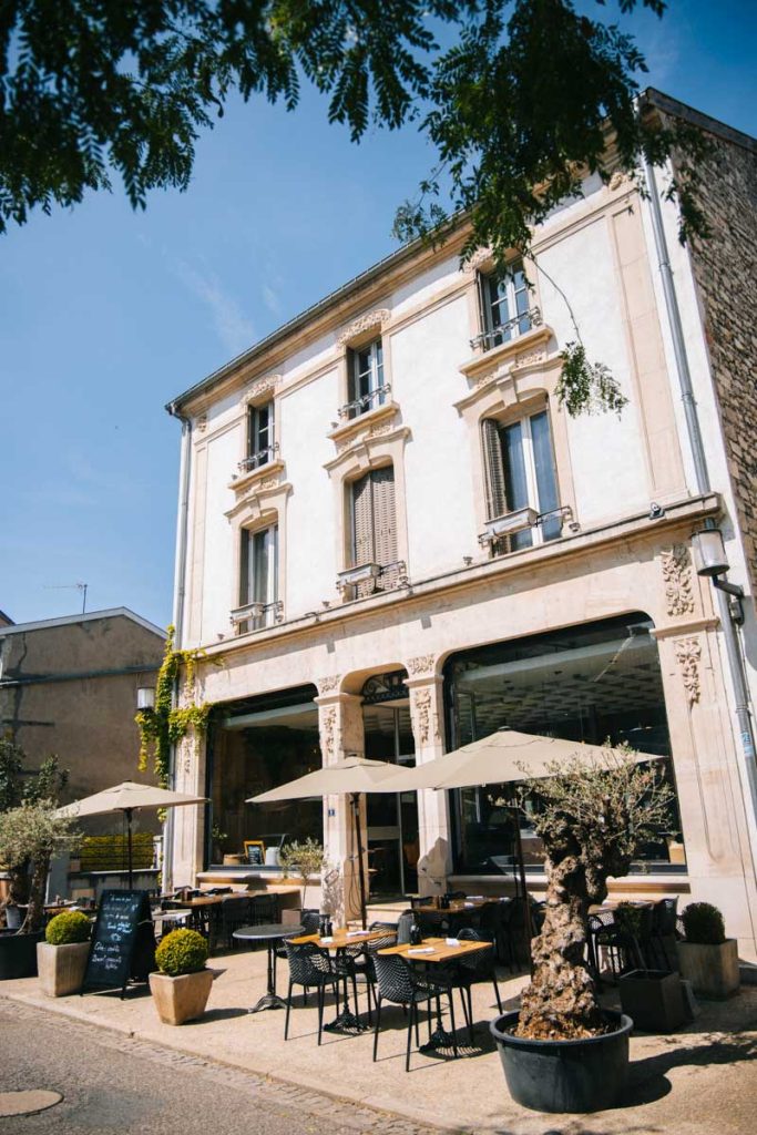 Le restaurant Pommard installé à Saint-Mihiel. crédit photo : Clara Ferrand - blog Wildroad