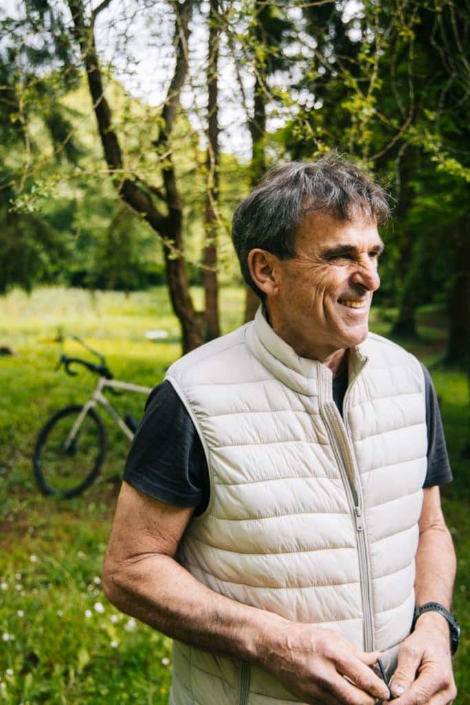 Guy Galopin, l'ancien courreur cycliste à qui on doit l'itinéraire du Raid bulles. crédit photo : Clara Ferrand - blog Wildroad