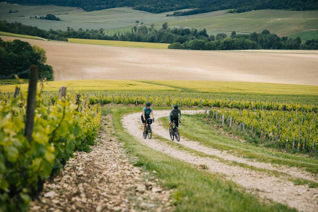 L'itinéraire gravel Raid Bulles qui travers la côte des Bar sur une étape. crédit photo : Clara Ferrand - wildroad le blog