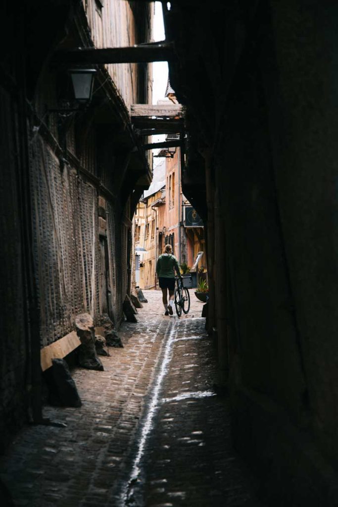 La ruelle des chats à visiter à Troyes. crédit photo : Clara Ferrand - blog Wildroad