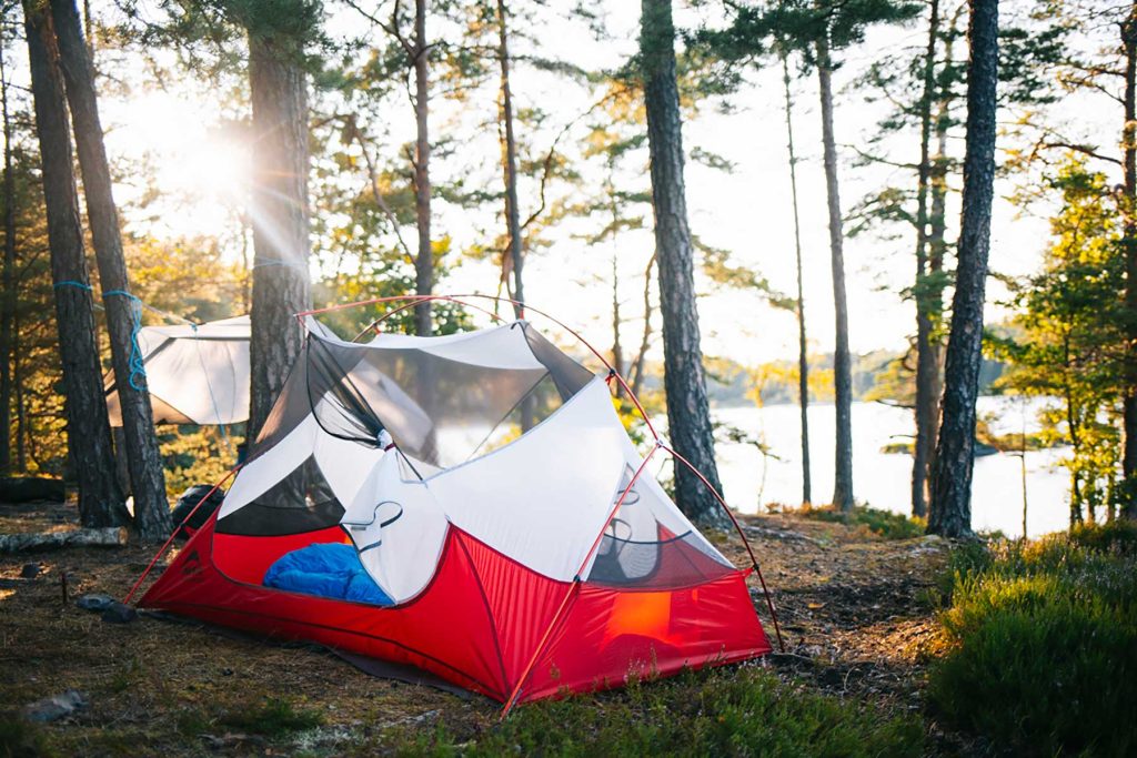 3 tentes msr de trek en test matos. crédit photo : Clara FERRAND - blog Wildroad