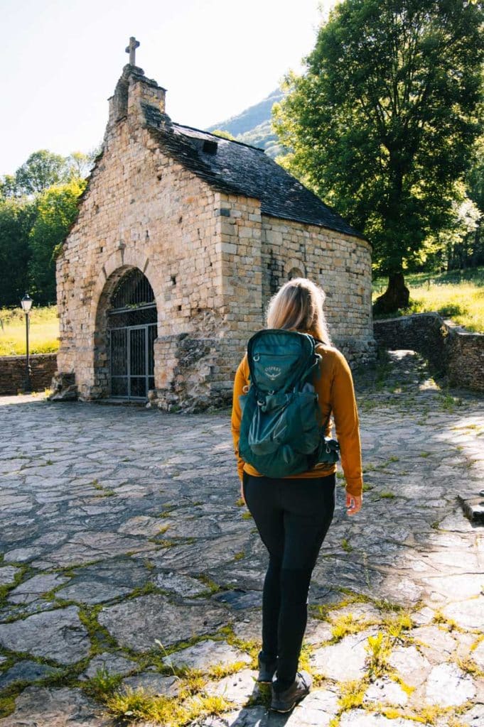 La chapelle de village de Les dans le Val d'Aran. Crédit Photo : Clara Ferrand - Blog Wildroad