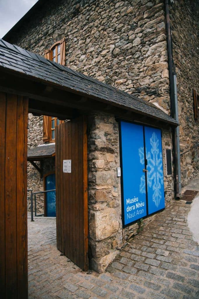 Le museu dera nheu dans le village d'Unha dans le naut aran. Crédit Photo : Clara Ferrand - Blog Wildroad