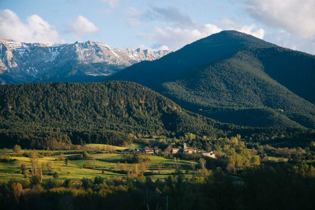 panorama depuis l'ecoresort Cerdanya sur les Pyrénées. Crédit Photo : Clara Ferrand - Blog Wildroad