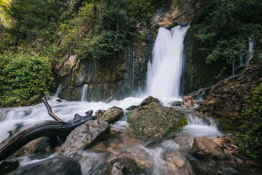 La cascade el bullidor de la Llet dans les Pyrénées espagnoles. Crédit Photo : Clara Ferrand - Blog Wildroad