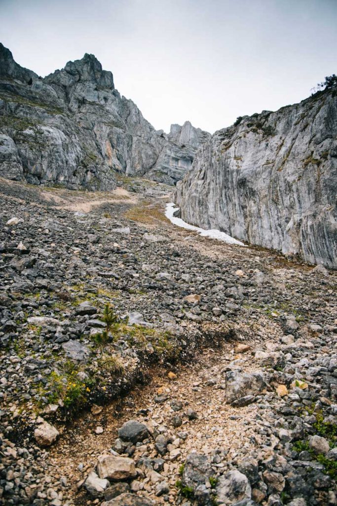 La combe charbonnière lors d'un itinéraire de randonnée au départ de Villard-de-Lans. crédit photo : Clara Ferrand - blog Wildroad