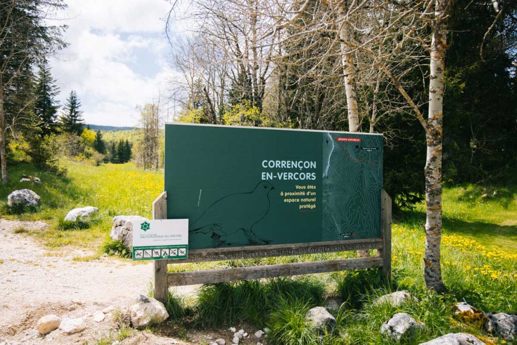 L'entrée de la réserve du parc Vercors. crédit photo : Clara Ferrand - blog Wildroad