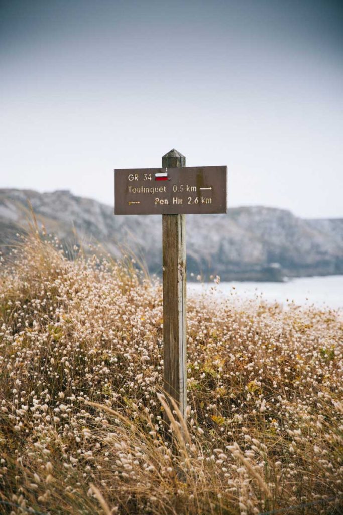 Faire du bivouac sur la presqu'île de Crozon sur le GR34. crédit photo : Clara Ferrand - blog Wildroad