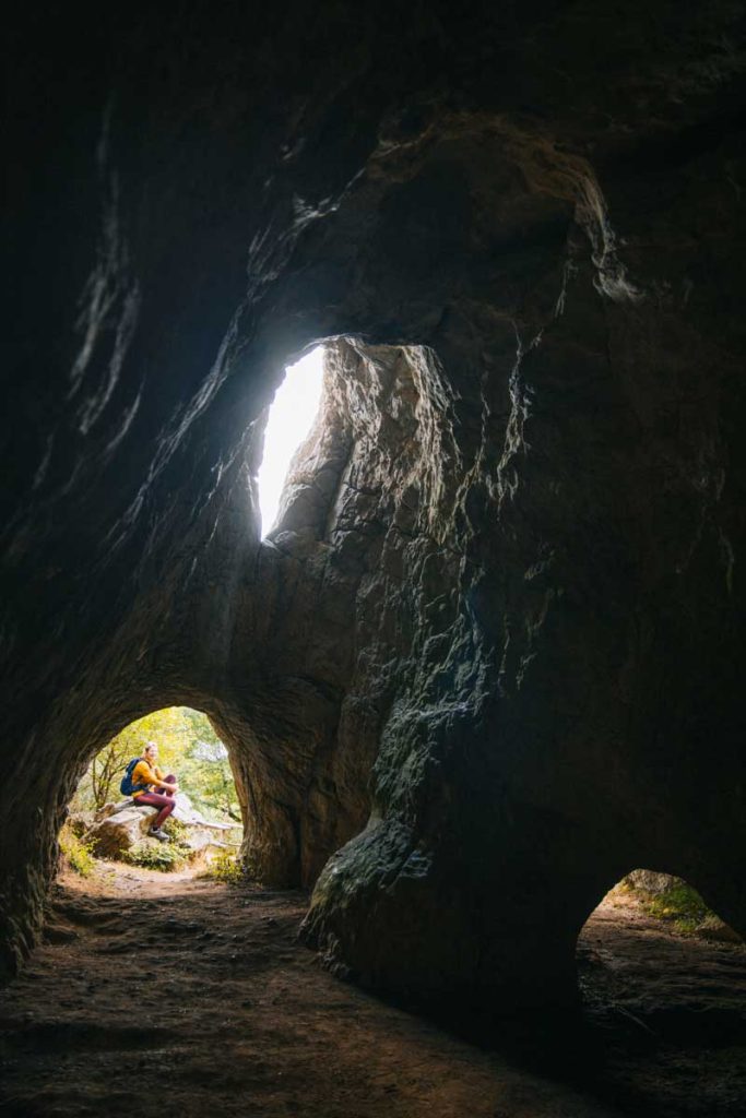 la découverte des grottes de Saulges. Crédit photo : Clara Ferrand - blog Wildroad