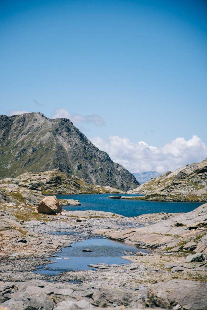 La randonnée du tour des lacs du mont Coua. Crédit photo : Clara Ferrand - blog Wildroad