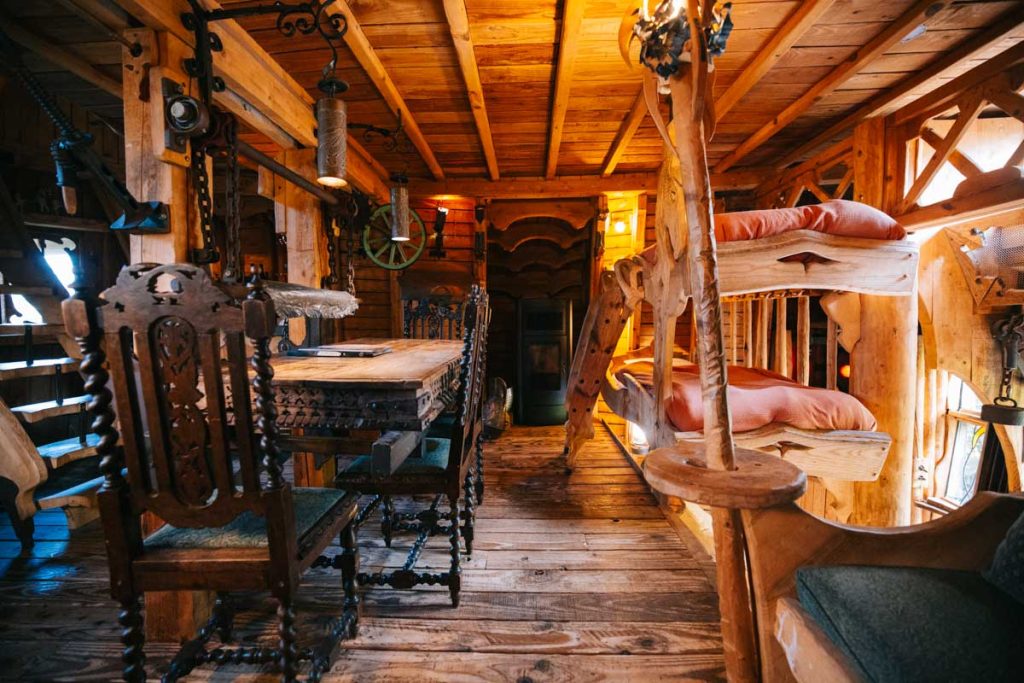 La balade des Gnomes en Wallonie pour un séjour insolite. crédit photo : Clara Ferrand - Wildroad