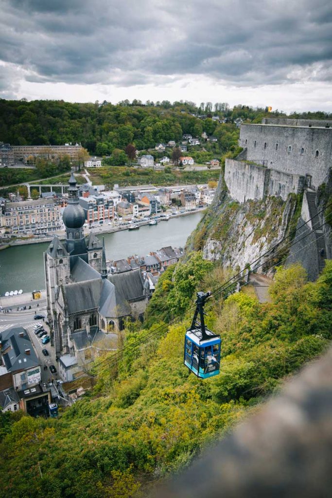 la citadelle de Dinant, un visite incontournable de Wallonie. crédit photo : Clara Ferrand - blog Wildroad