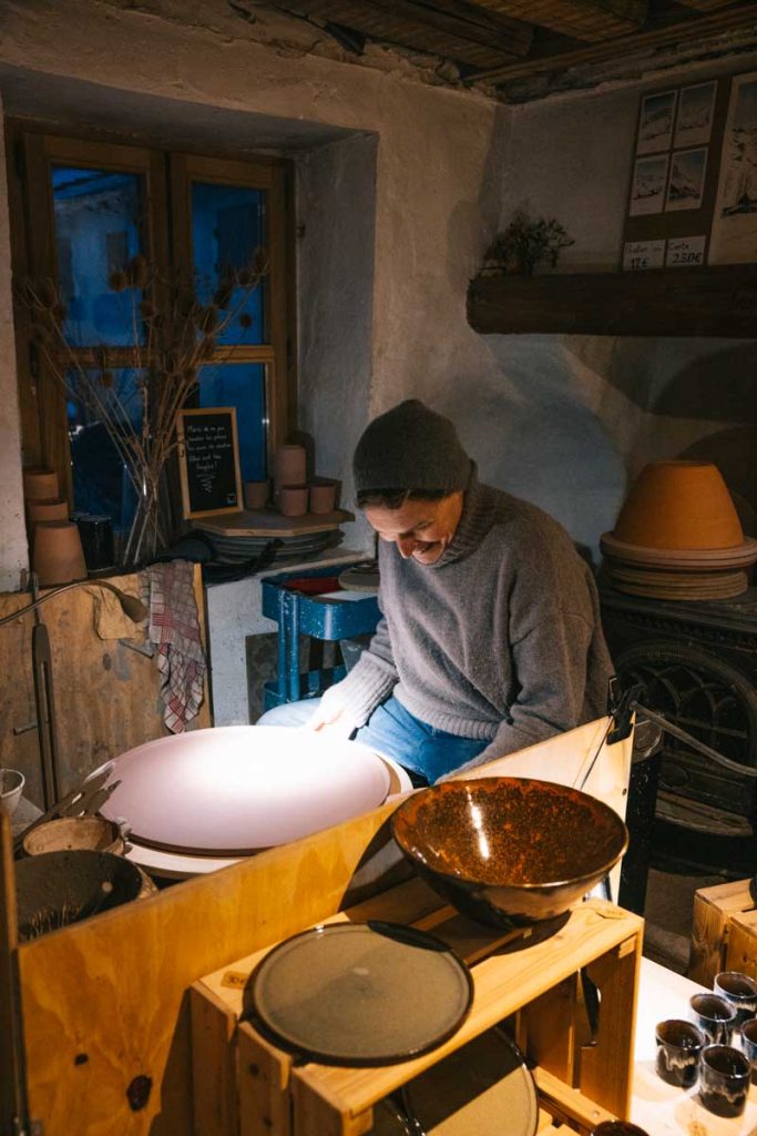 lou decleire ceramiste hameau de friburge