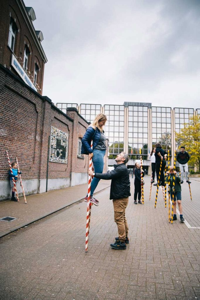 Une session d'entrainement avec les échasseurs de Namur. crédit photo : Clara Ferrand - blog Wildroad